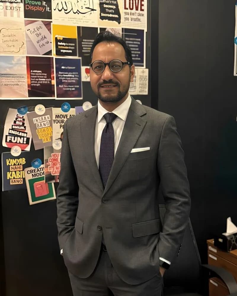 Qasim Qazi, Chief Executive Officer